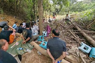 贝弗利：雷迪克在快船本该打第6人不该首发 是老里给了他机会